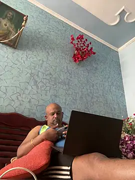 Dick 6inches online show from 03/21/26, 08:19