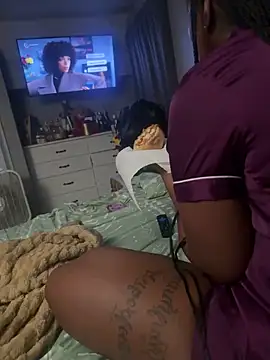 wetandhardblkpussywcock online show from 10/29/25, 04:04