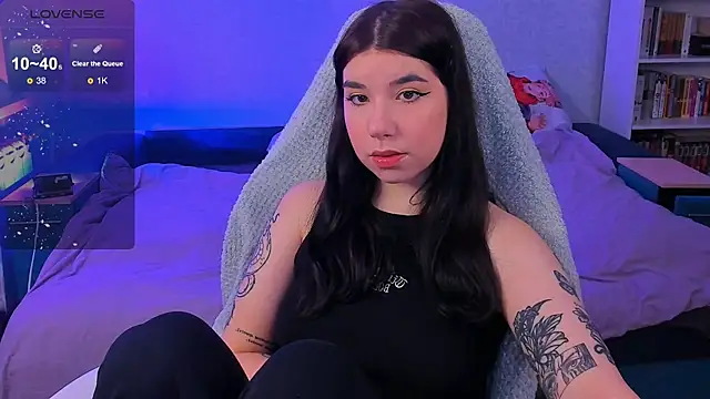 Snapshot of kellyharris chatting on 01/15/25, 04:00 kellyharris online show from 01/15/25, 04:00