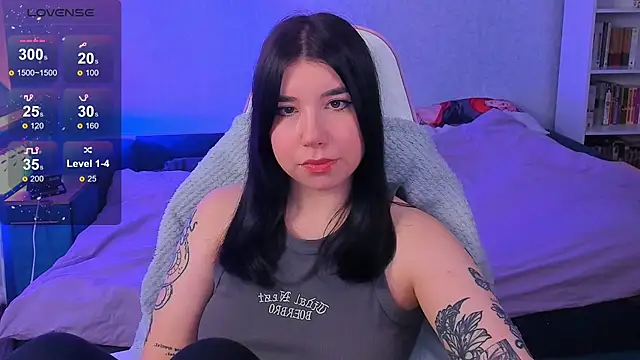 Snapshot of kellyharris chatting on 01/26/25, 01:15 kellyharris online show from 01/26/25, 01:15