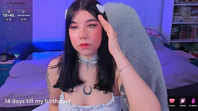 Snapshot of kellyharris chatting on 02/14/25, 03:15 kellyharris online show from 02/14/25, 03:15