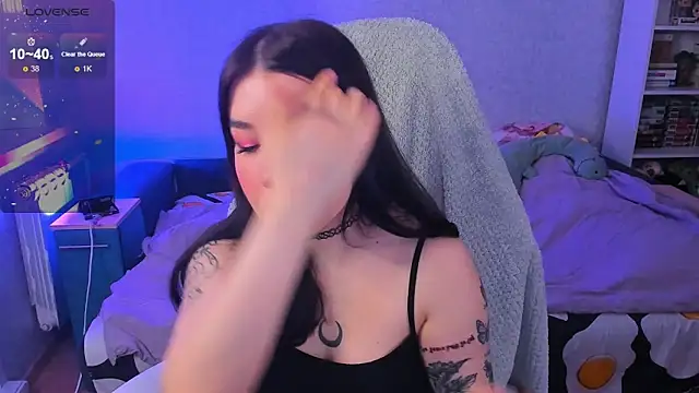 Snapshot of kellyharris chatting on 03/20/25, 03:04 kellyharris online show from 03/20/25, 03:04