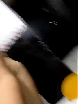 Snapshot of silvia_lane chatting on 09/30/25, 09:42 silvia lane online show from 09/30/25, 09:42