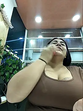 Snapshot of silvia_lane chatting on 10/07/25, 02:42 silvia lane online show from 10/07/25, 02:42