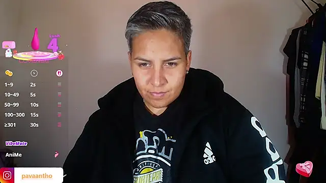 Yessi rousse online show from 10/25/25, 11:29