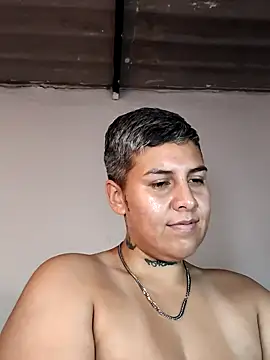 Snapshot of Yessi_rousse chatting on 01/10/26, 02:19 Yessi rousse online show from 01/10/26, 02:19