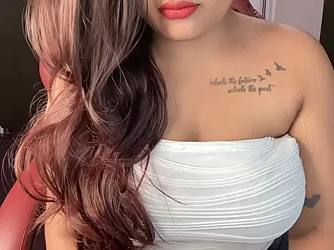 Snapshot of shanayaaa_1 chatting on 09/24/25, 07:06 shanayaaa 1 online show from 09/24/25, 07:06