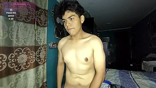 Snapshot of Valesh20 chatting on 02/11/26, 12:48 Valesh20 online show from 02/11/26, 12:48