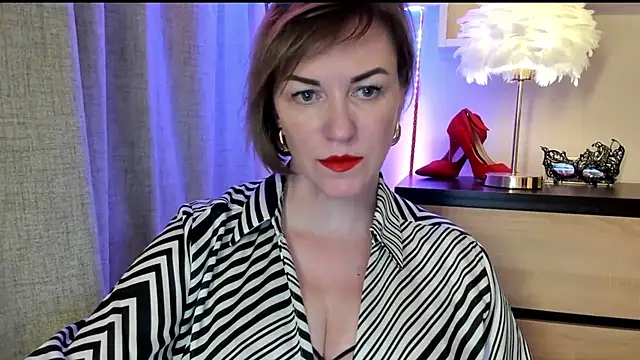 feliziaDesire online show from 09/28/25, 10:09