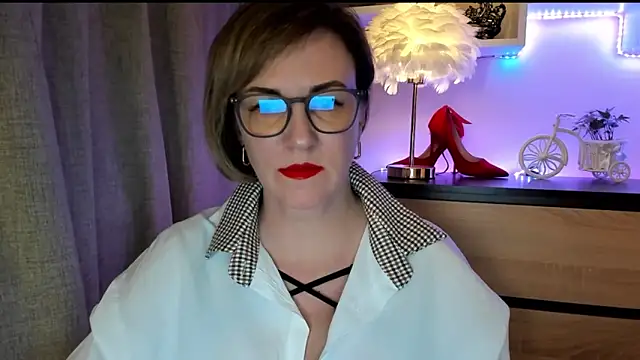 feliziaDesire online show from 10/09/25, 12:47