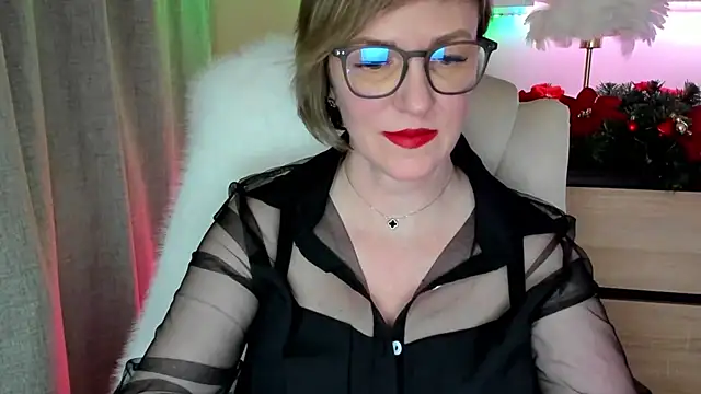 feliziaDesire online show from 12/18/25, 06:25