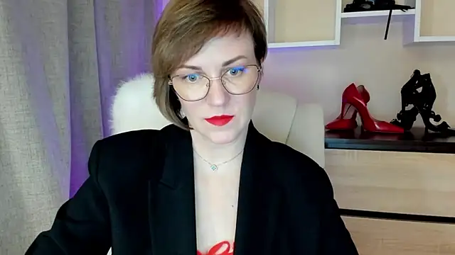 Snapshot of feliziaDesire chatting on 03/09/26, 12:09 feliziaDesire online show from 03/09/26, 12:09
