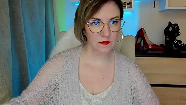 Snapshot of feliziaDesire chatting on 03/16/26, 03:05 feliziaDesire online show from 03/16/26, 03:05