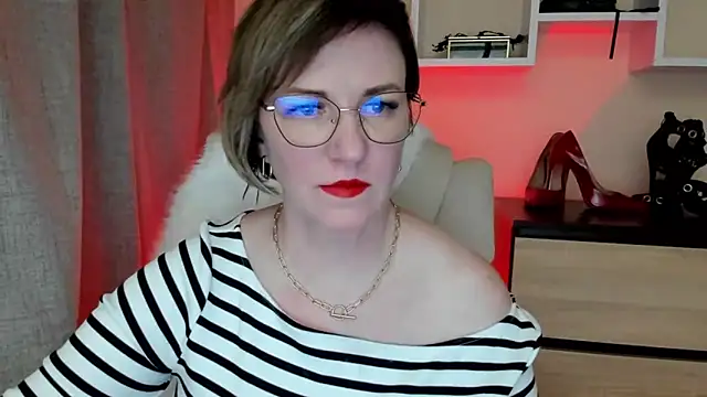 Snapshot of feliziaDesire chatting on 03/18/26, 07:06 feliziaDesire online show from 03/18/26, 07:06