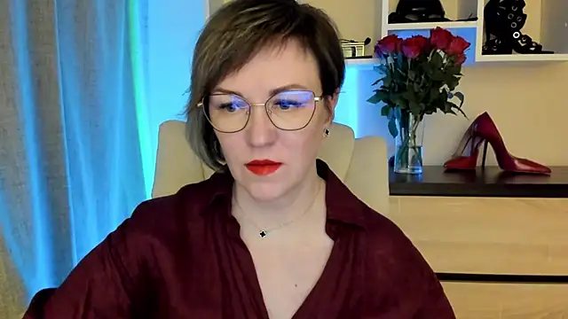 Snapshot of feliziaDesire chatting on 03/24/26, 04:34 feliziaDesire online show from 03/24/26, 04:34