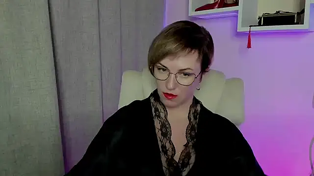 feliziaDesire online show from 06/14/26, 08:49