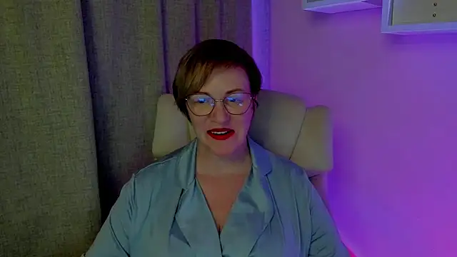 Snapshot of feliziaDesire chatting on 07/28/26, 05:01 feliziaDesire online show from 07/28/26, 05:01