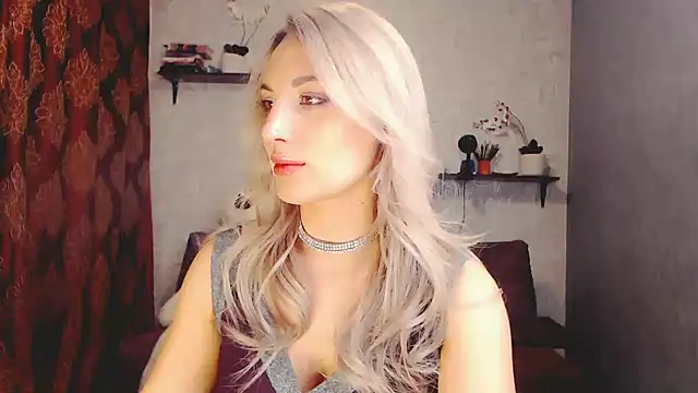 MillaXQueen online show from 02/14/25, 11:31