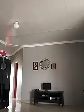 TheTwist online show from 02/17/25, 07:26