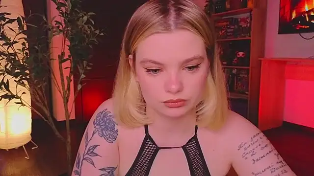 Snapshot of Hottie_Jane chatting on 04/18/26, 05:11 Hottie Jane online show from 04/18/26, 05:11