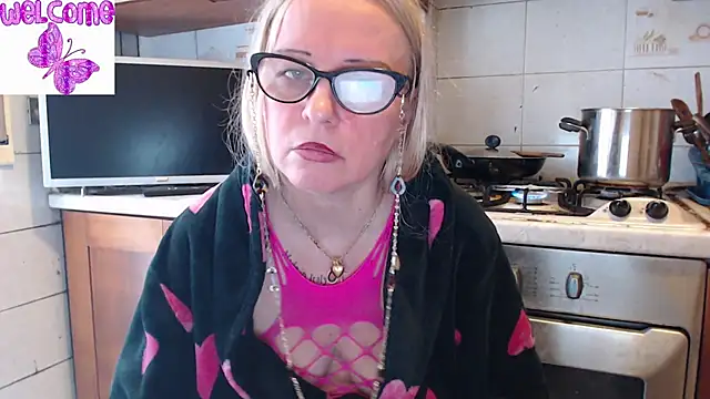 martachatte online show from 03/12/25, 02:34