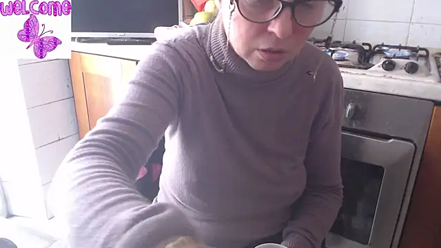 martachatte online show from 03/17/25, 07:24