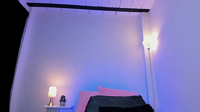 ice grace online show from 10/21/25, 10:05