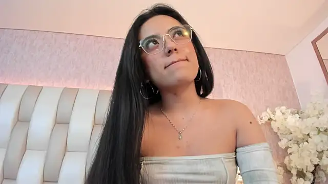 Rebeca jones online show from 02/19/25, 07:27