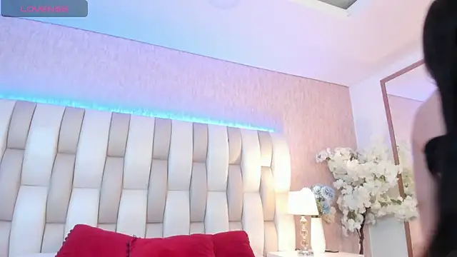 Rebeca jones online show from 02/21/25, 01:11