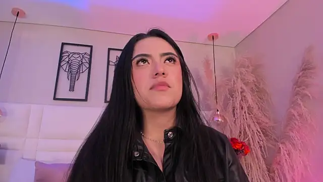 Rebeca jones online show from 10/18/25, 12:39