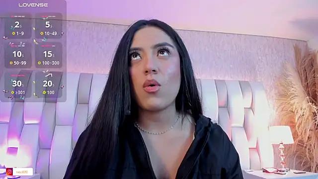 Rebeca jones online show from 02/24/26, 12:25