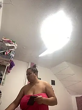 Snapshot of Rossestoner chatting on 02/27/26, 01:16 Rossestoner online show from 02/27/26, 01:16