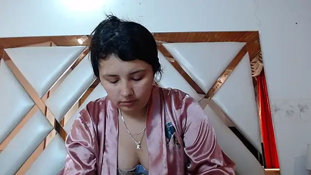 nathaly low1 online show from 02/11/26, 12:54