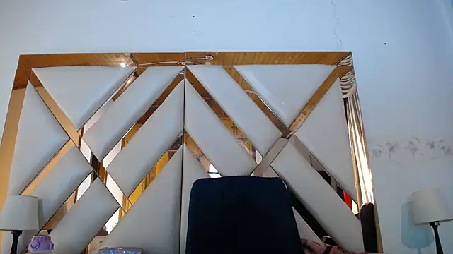 nathaly low1 online show from 03/06/26, 12:45