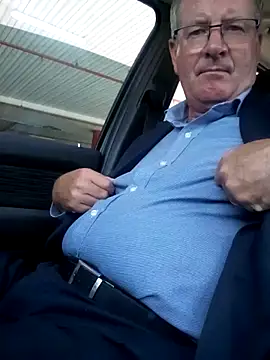 stiffandlubedxh online show from 02/03/25, 07:29