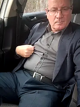 stiffandlubedxh online show from 09/21/25, 10:11