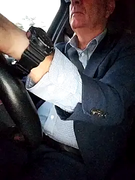 Snapshot of stiffandlubed@xh chatting on 03/24/26, 08:14 stiffandlubedxh online show from 03/24/26, 08:14