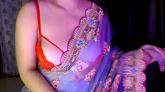 janifer001 online show from 11/23/25, 09:25