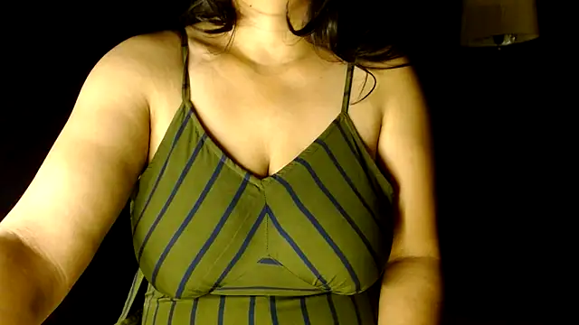 Snapshot of janifer001 chatting on 03/24/26, 12:26 janifer001 online show from 03/24/26, 12:26