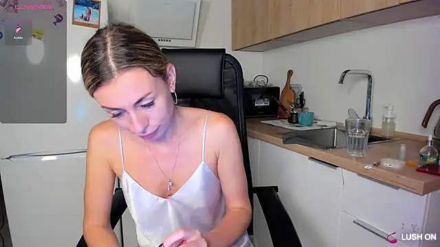 DannaEvan online show from 09/27/25, 02:22