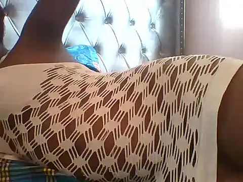 Sexy Chocolate Babe online show from 02/17/25, 06:31