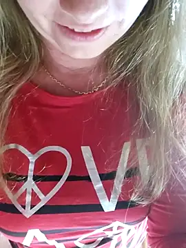 Pitufina love online show from 09/12/25, 08:47