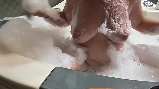 Pitufina love online show from 02/04/26, 07:42