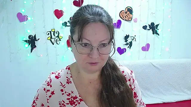 VanessaHotts online show from 01/31/25, 06:24