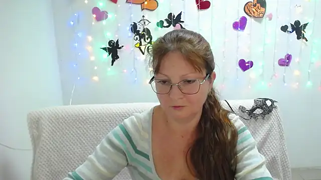 VanessaHotts online show from 03/03/25, 03:31