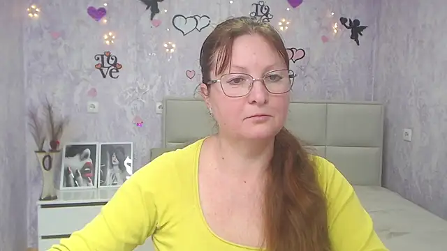 VanessaHotts online show from 03/07/25, 09:51