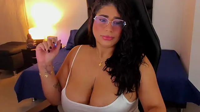 Snapshot of Jenny_Carters chatting on 05/26/26, 01:45 Jenny Carters online show from 05/26/26, 01:45