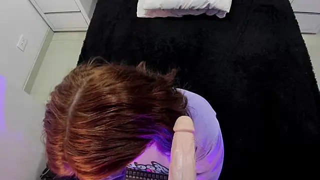 JulietaAlves online show from 09/12/25, 10:48