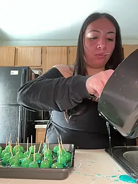 Snapshot of BustiBunny69 chatting on 04/17/26, 02:42 BustiBunny69 online show from 04/17/26, 02:42