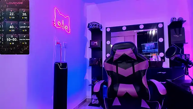 Snapshot of miss_kitty chatting on 03/14/26, 08:14 miss kitty online show from 03/14/26, 08:14